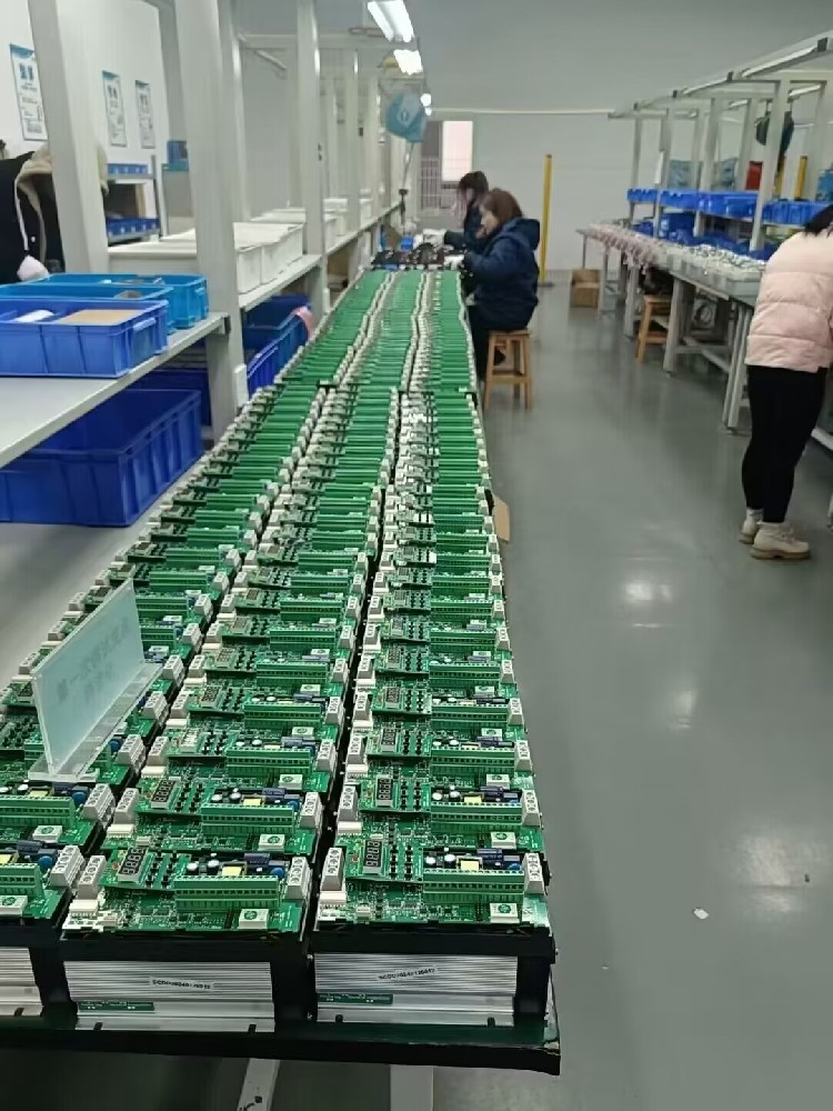 电力调解器在运行时最大电流逐步降低是为什么？？？？？？
